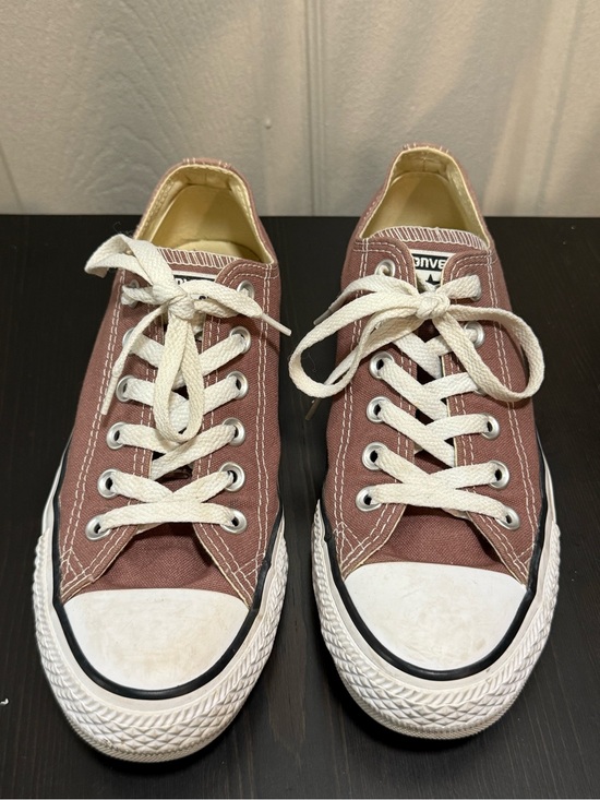 Converse Shoes - Converse Chuck Taylor Low Top Sneakers - Dusty Rose size 7 women’s